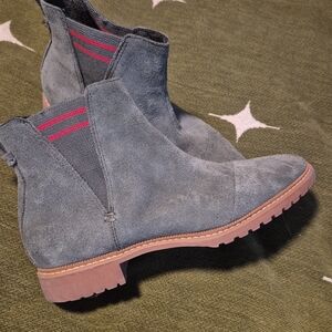 Toms Gray Suede Boots with Brown Rubber Sole